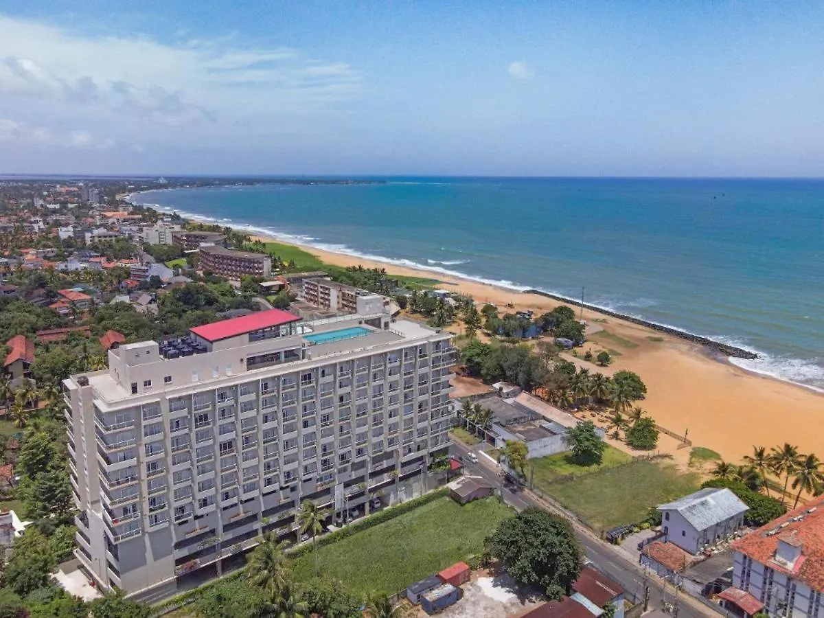 A1 Apartments At Ocean Breeze Residency Negombo